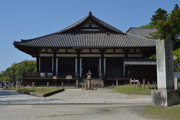 Sangatsu-do (Hokke-do): The Oldest Hall at Todai-ji　-Why Sangatsu-do Is Special-