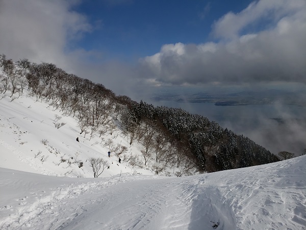 雪の比良山系ハイキング 小女郎峠